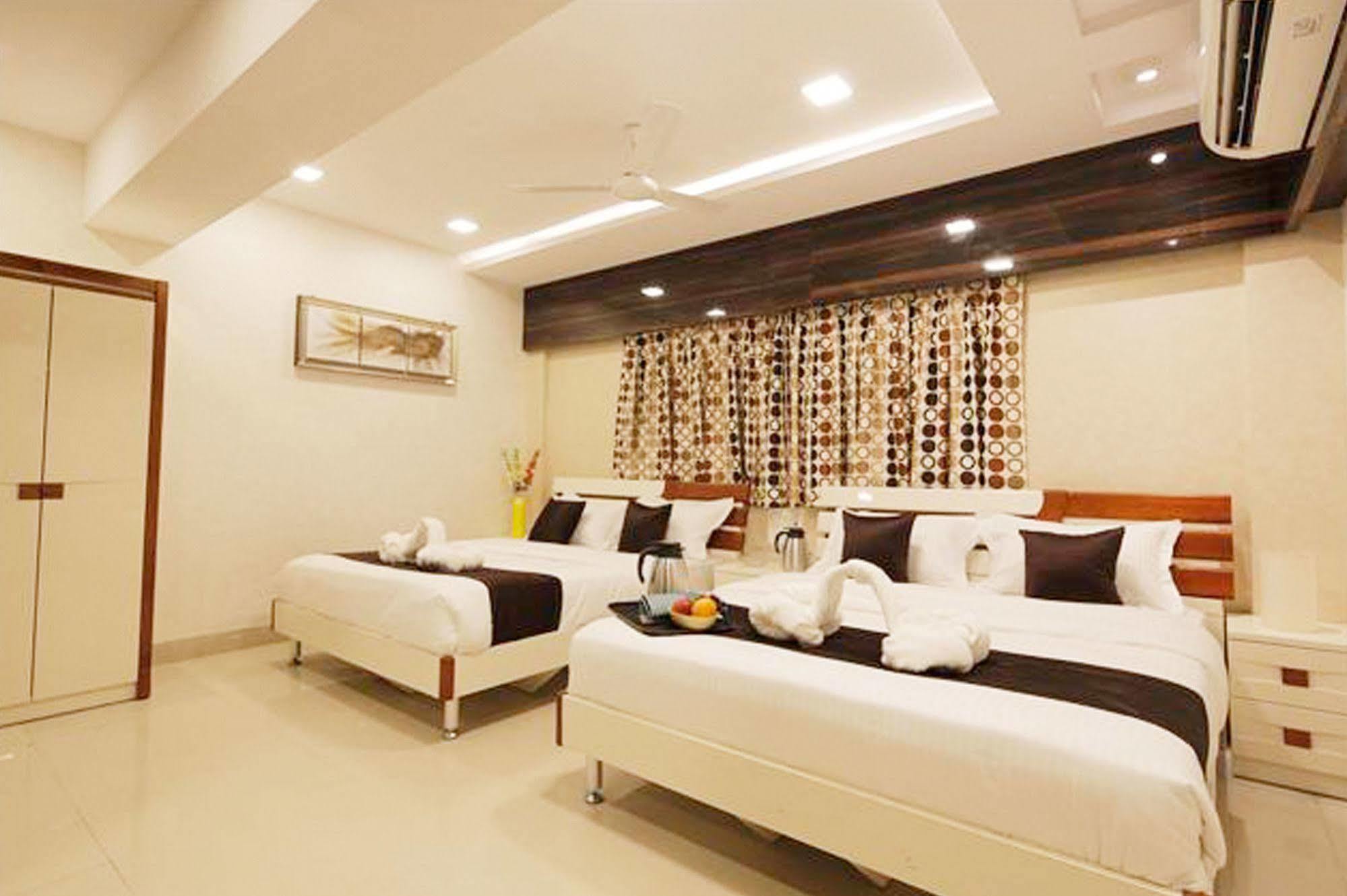 Hotel Fabexpress Annex Executive Andheri East Mumbai Exterior foto